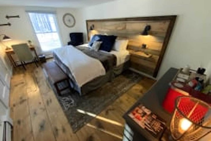 Room 40 of 63