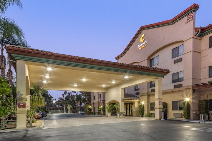 Hotel 6 of 52