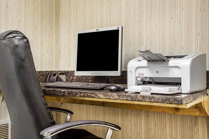 Business Center 84 of 84