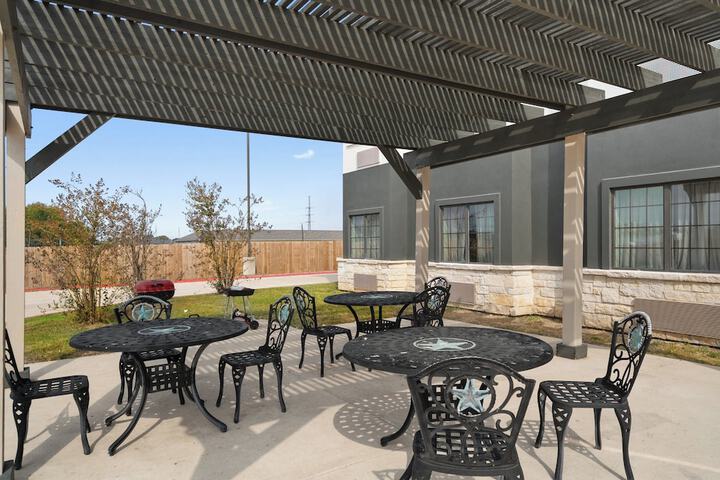 Garner Hotel Gonzales by IHG