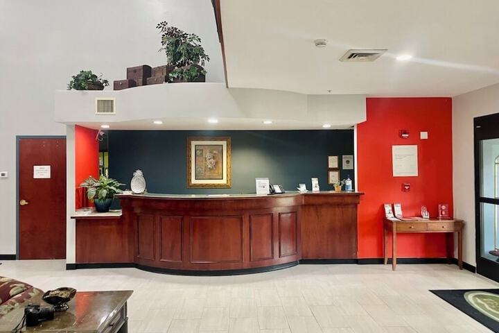 Grand Vista Hotel and Suites
