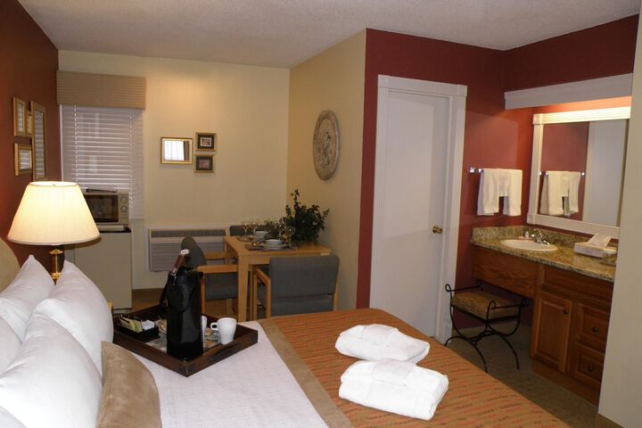 Room 16 of 37