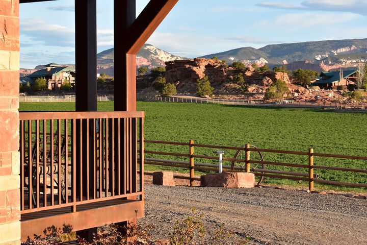 Cougar Ridge Resort