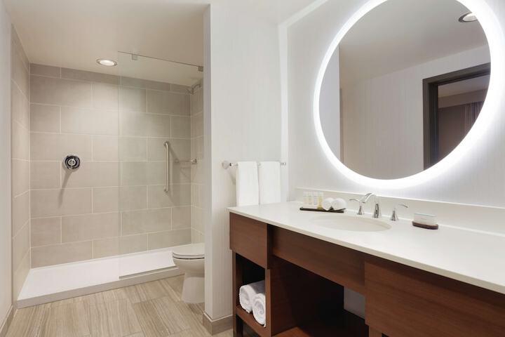 Embassy Suites by Hilton South Jordan Salt Lake City