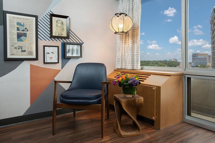 Room 17 of 48