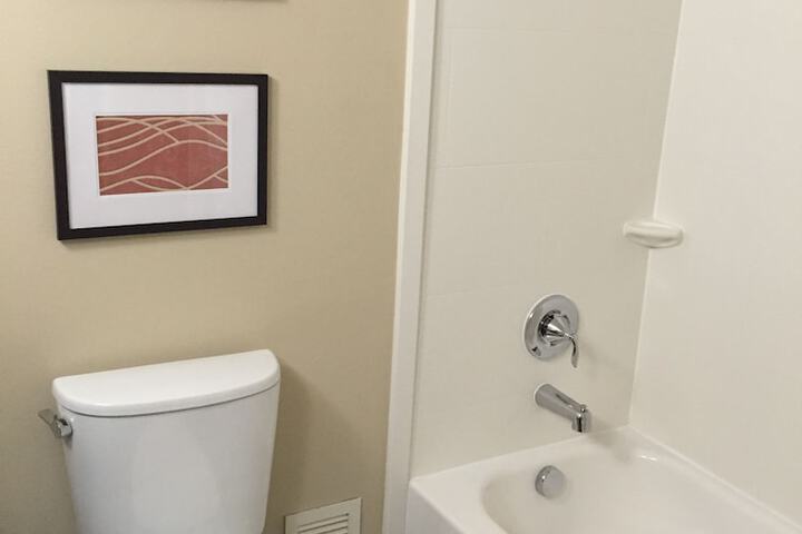 Room 40 of 67