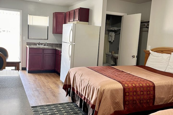 Room 11 of 12