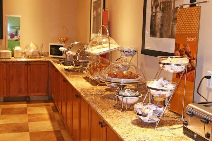 Hampton Inn & Suites Buffalo
