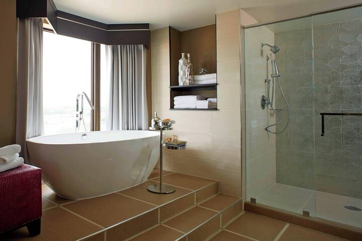 Room 20 of 76