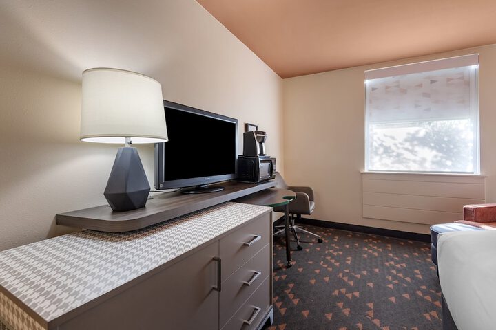Holiday Inn Bangor by IHG