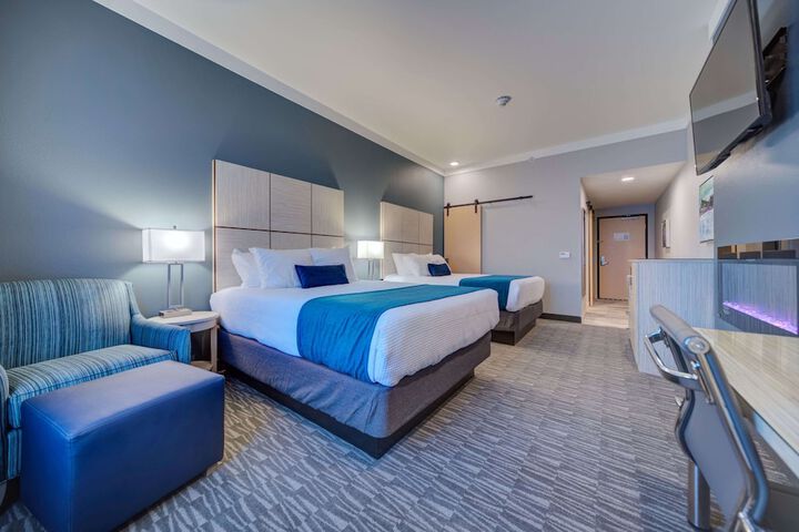 Room 16 of 39