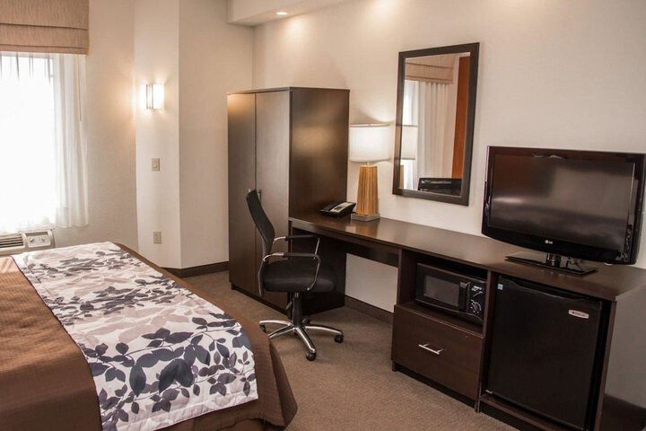 Room 12 of 29
