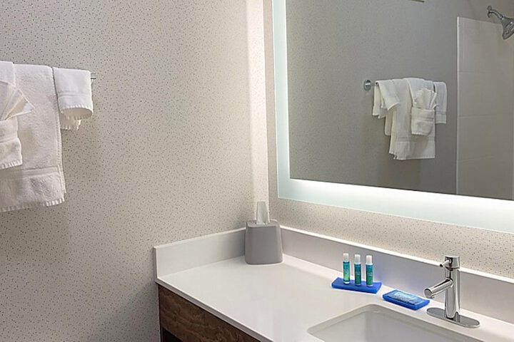 HOLIDAY INN EXPRESS & SUITES REIDSVILLE by IHG