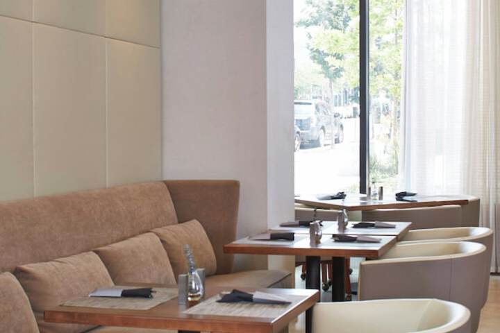AC Hotel Des Moines East Village