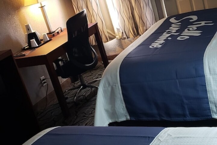 Room 29 of 33