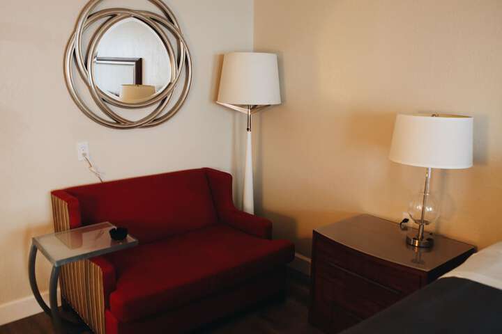 Room 6 of 38