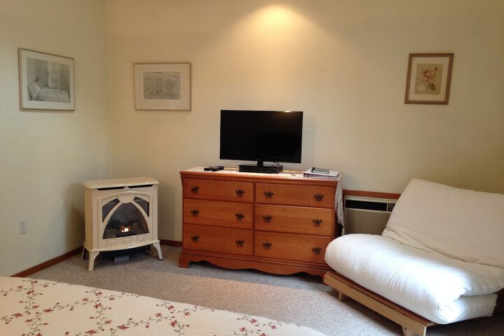 Room 44 of 74