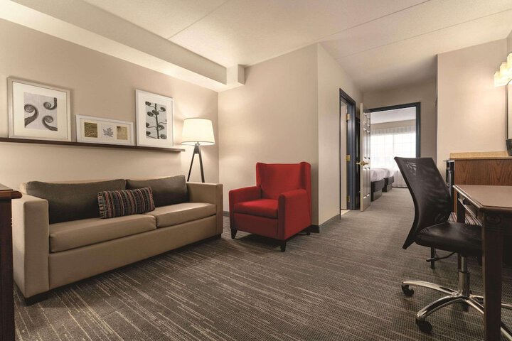 Room 11 of 51