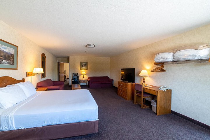 Room 18 of 32