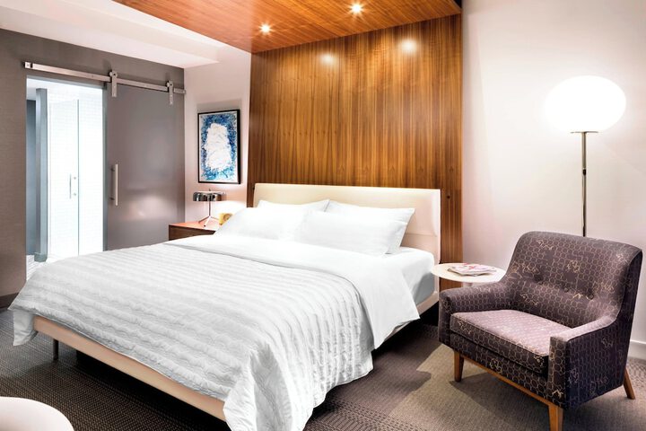 Room 30 of 68