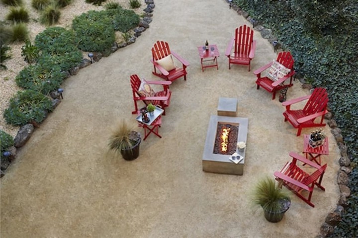 Terrace/Patio 32 of 33