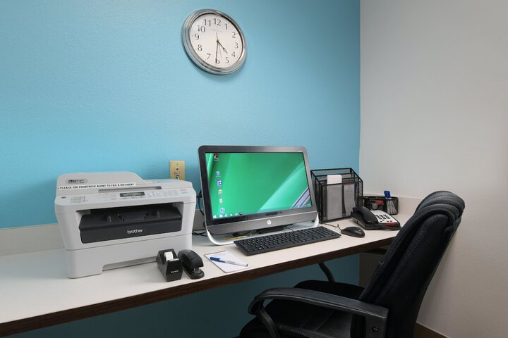 Business Center 30 of 30