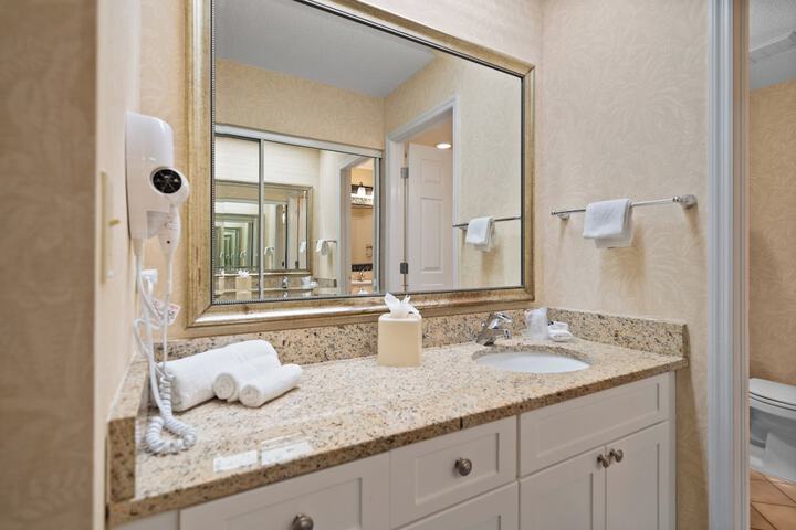 Holiday Inn & Suites Clearwater Beach S-Harbourside by IHG