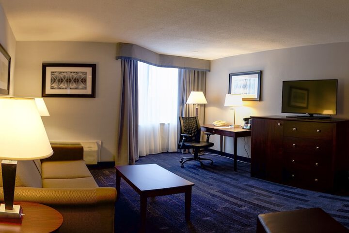 Room 18 of 35