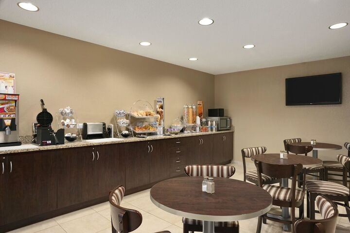 Breakfast/Coffee Service 13 of 16