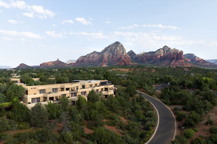 Hotel 7 of 114
