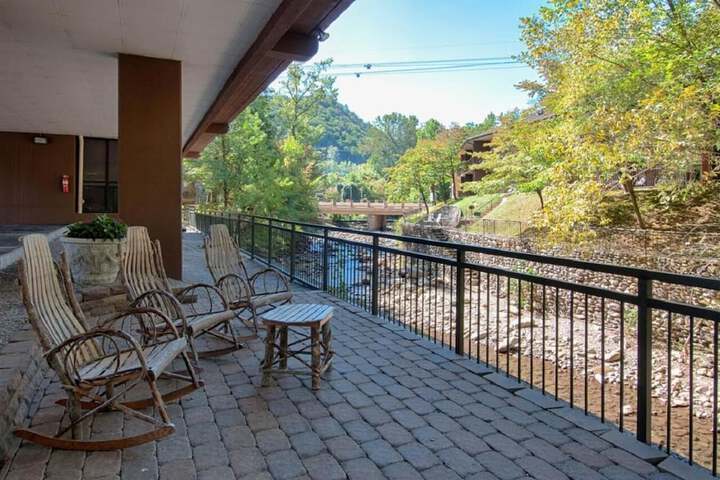 Terrace/Patio 40 of 42