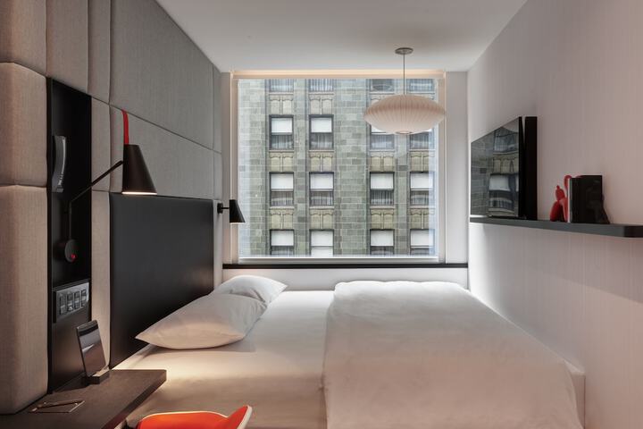 Room 20 of 43
