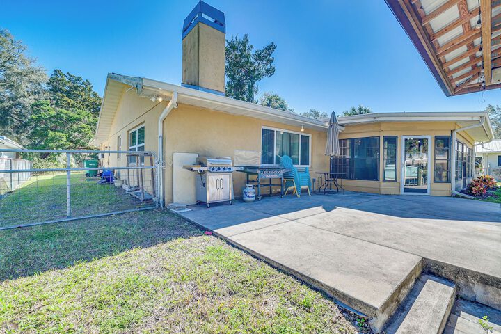 Riverfront Home With Private Dock Fire Pit!