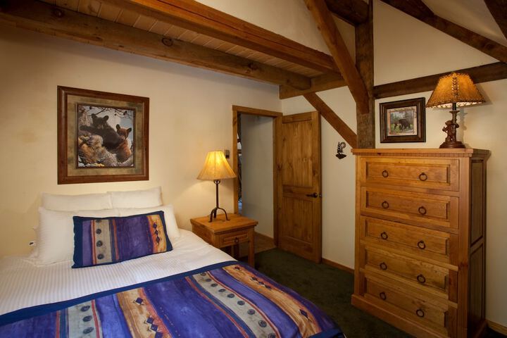 Room 27 of 31