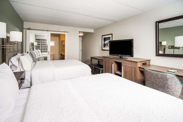 Room 18 of 25
