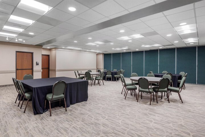 Best Western Plus Oak Harbor Hotel & Conference Center