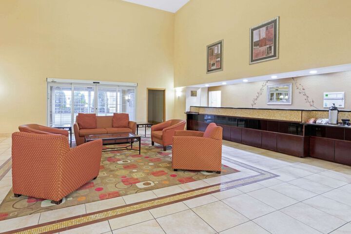 Hotel Interior 6 of 23