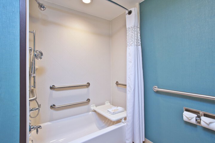 Room 19 of 28