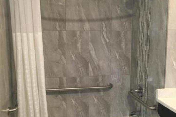 Room 10 of 10