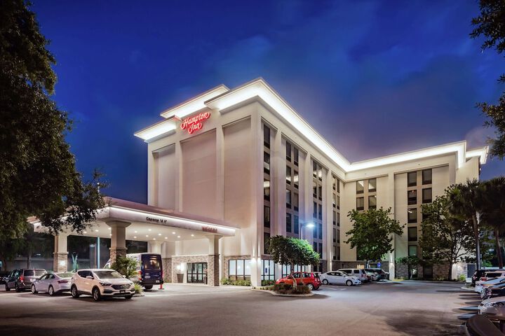Hotel 5 of 66