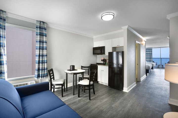 Room 146 of 273