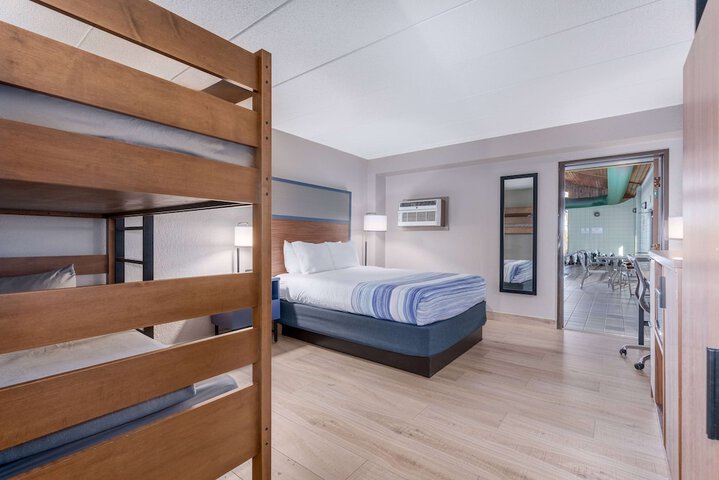 AmericInn by Wyndham New Richmond