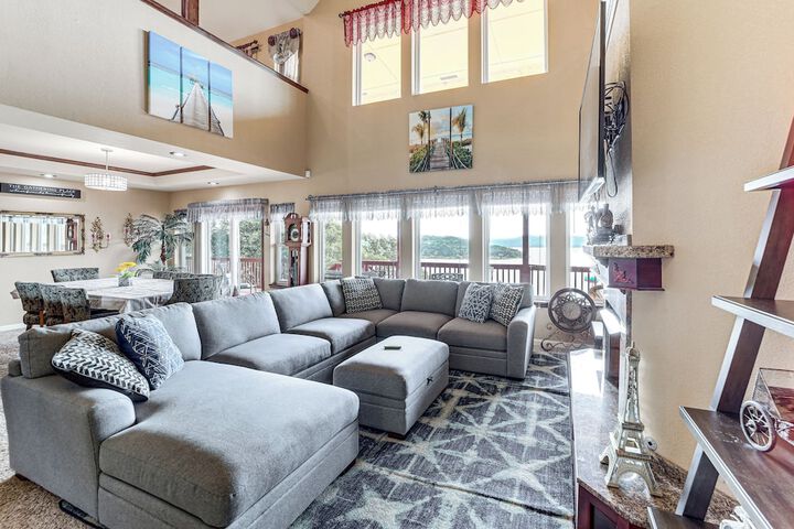 Waterfront Lake Eufaula Home: Multi-level Balcony