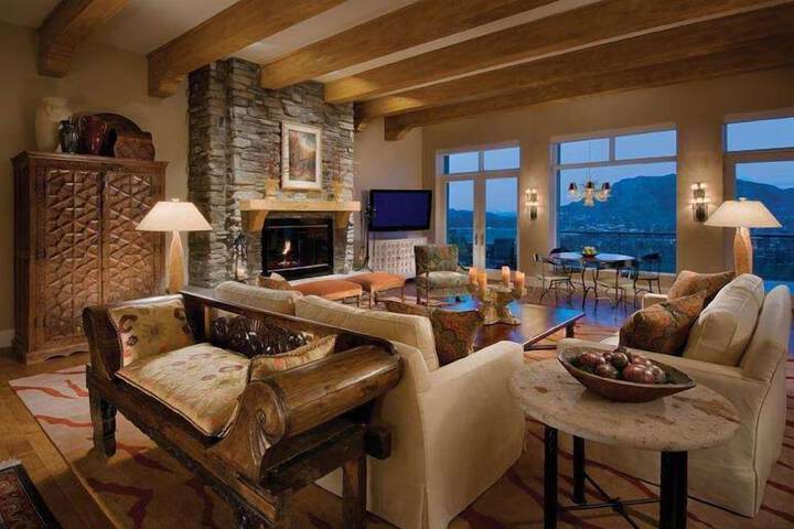 Sanctuary Camelback Mountain Resort and Spa