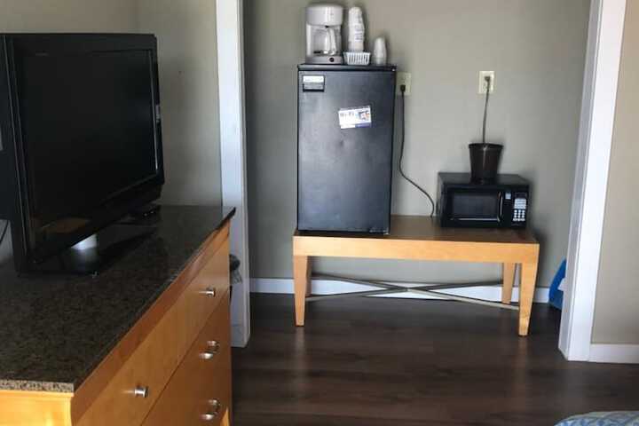 Room 31 of 37