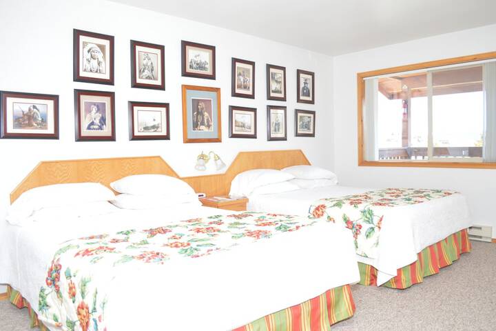 Room 6 of 15