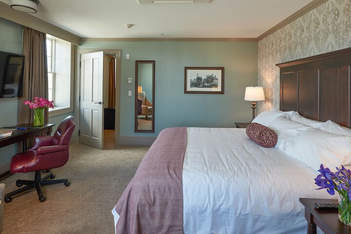 The Groton Inn