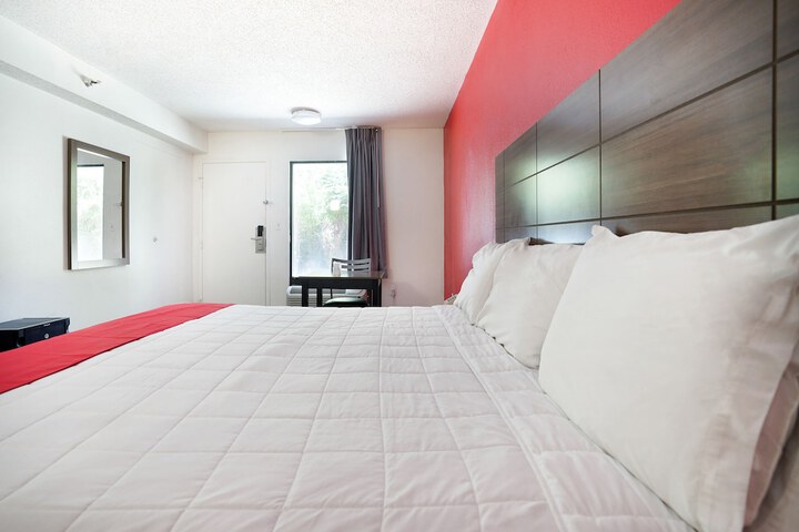 Room 19 of 30