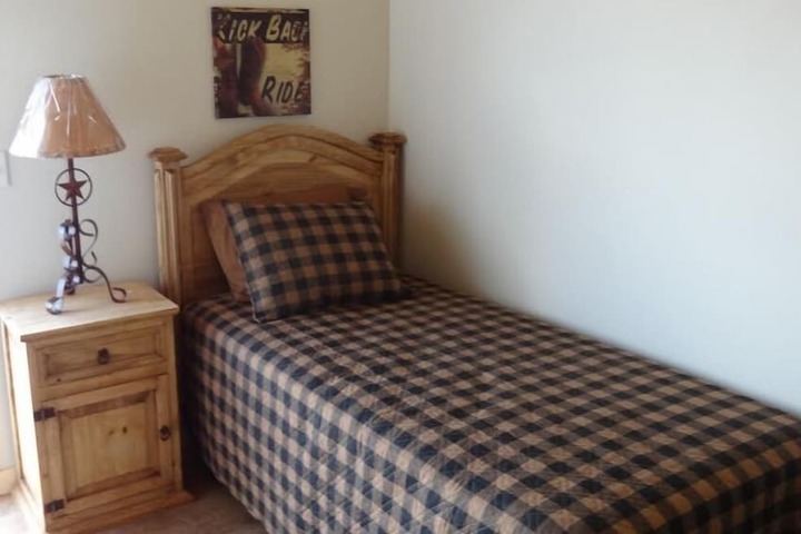 Room 14 of 22