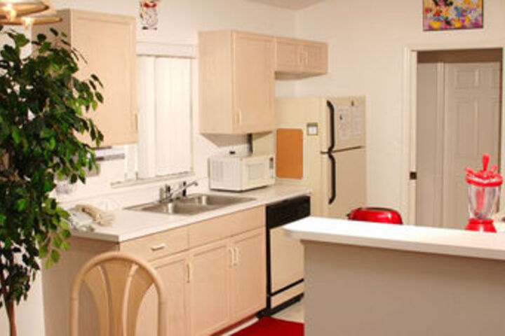 Creekside Homes by AmSun Vacation Homes